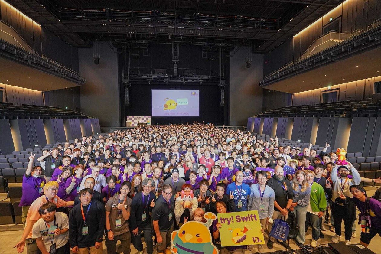 Group photo of speakers, organizers and attendees gathered at try! Swift Tokyo