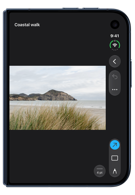 A menu with a custom shape-and-text label stays in the bottom horizontal bar on iPhone Duo with automatic axis behavior